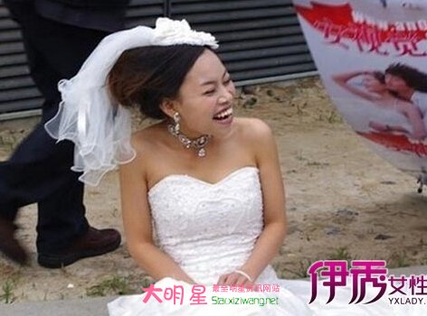 ���,������