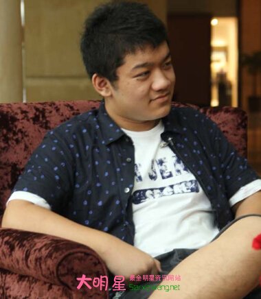 ���ж�Ů,С��,�Ⱥ�Ȼ