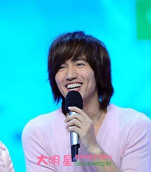 �Գ���,��־��