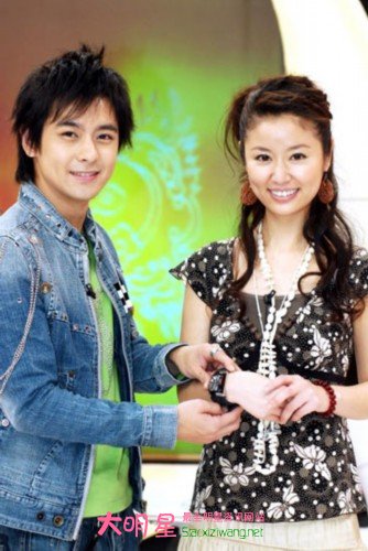 ��־ӱ������