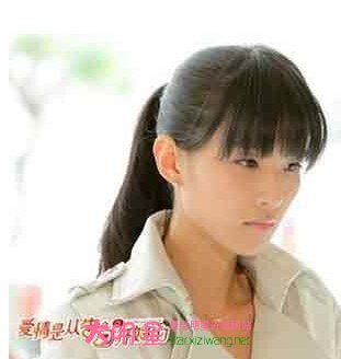 ����,����