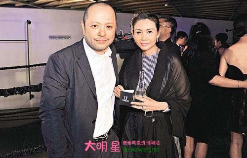 ���ΰ������