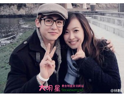 ����,����