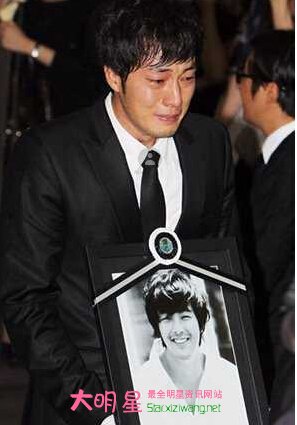 ������,��־��