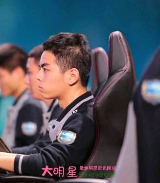 ��Ϧ����