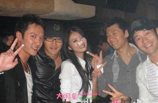 �����,������