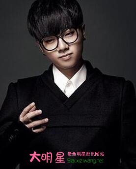 ������,������