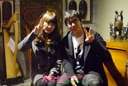 ����,�����