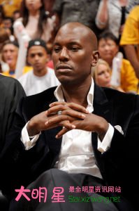 ̩��˹-����ɭ