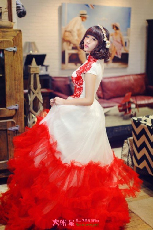 ��������