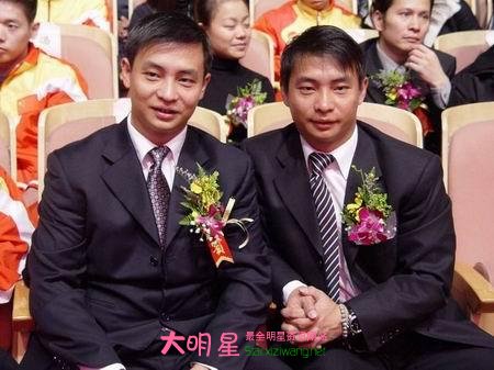 ���˫��С˫