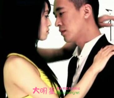 ������,������