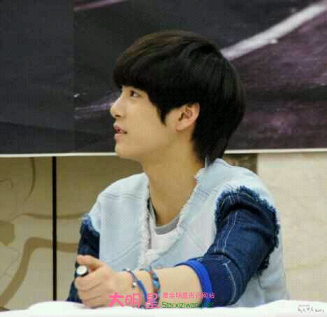 �������nuest