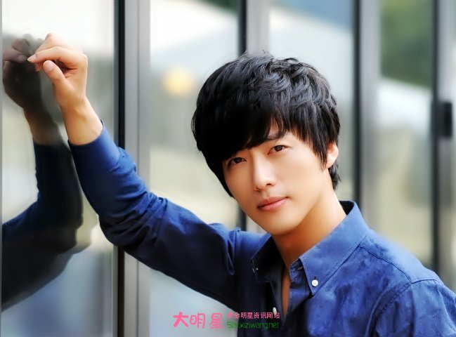 �Ϲ������Ө