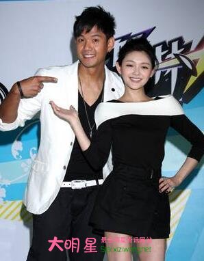 �½���,��s