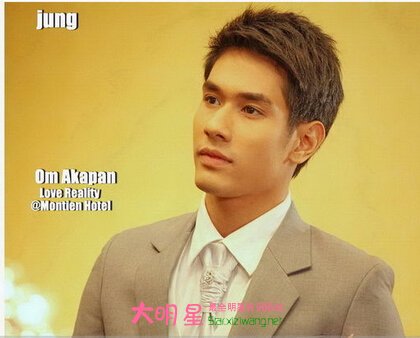 ǧ��ŮӶ�� om