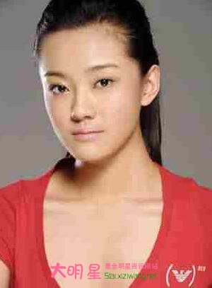 ����,����