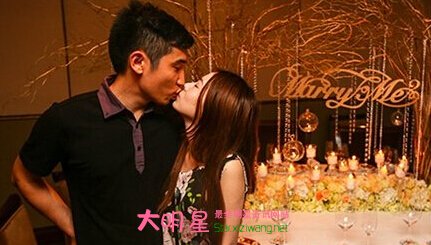 ���,����ΰ