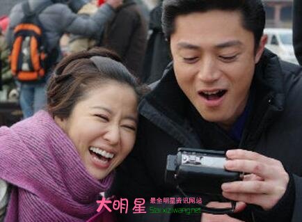 ������,������