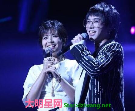 ������,����