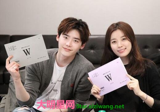 W��������